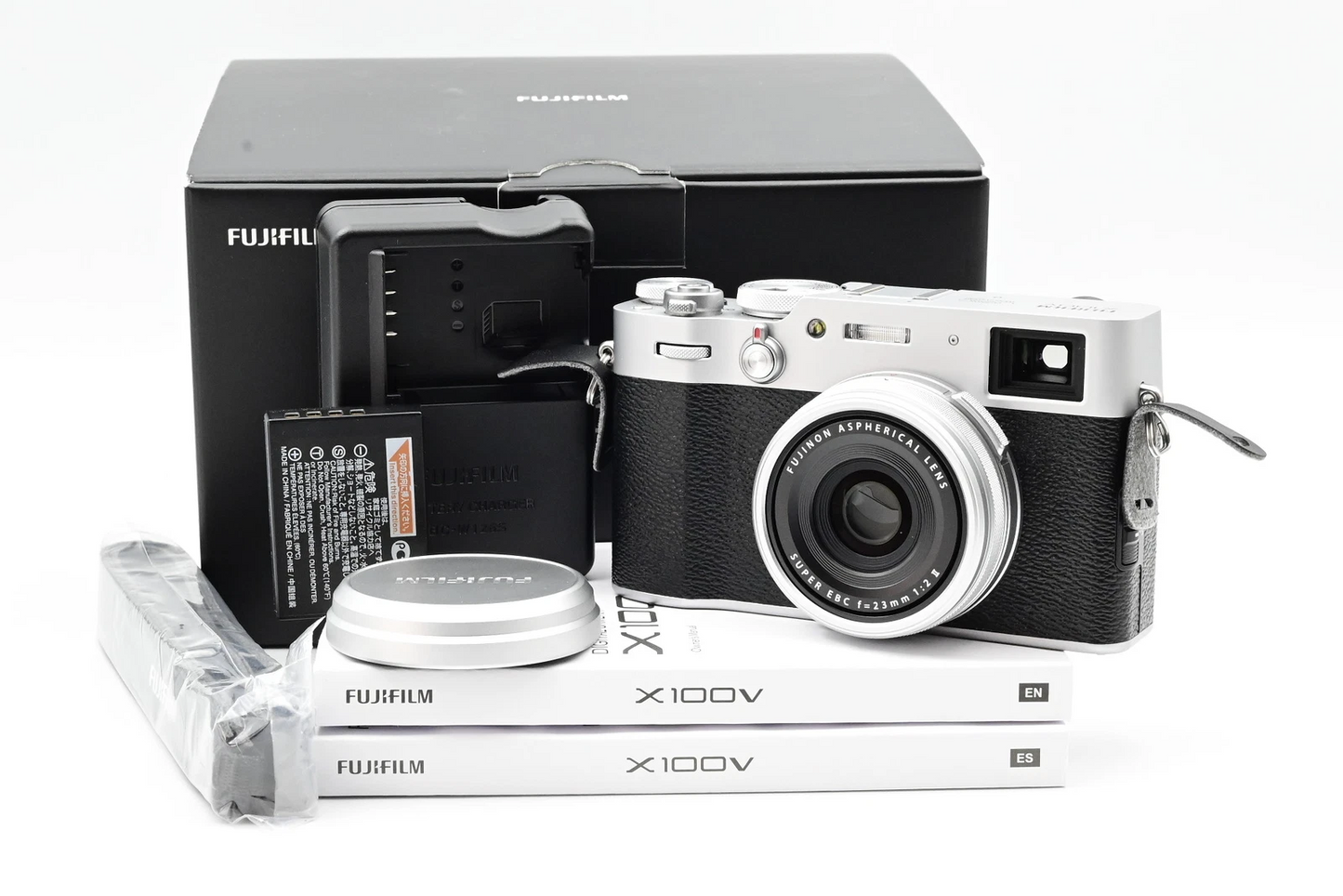 Fujifilm X100V Silver [ NearMint Less Than 100 Shutter count ] 26.1MP in Box