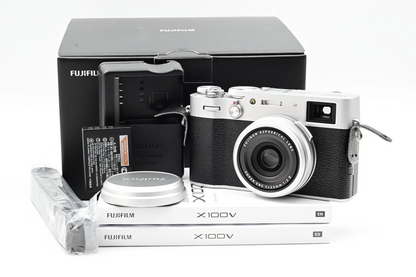 Fujifilm X100V Silver [ NearMint Less Than 100 Shutter count ] 26.1MP in Box